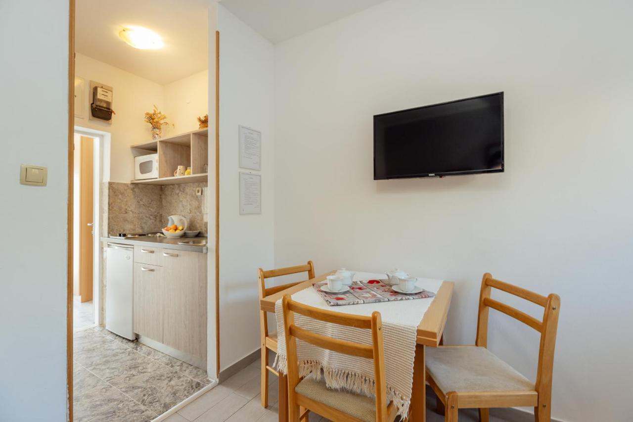 Apartmani Vico Herceg Novi Eksteriør bilde