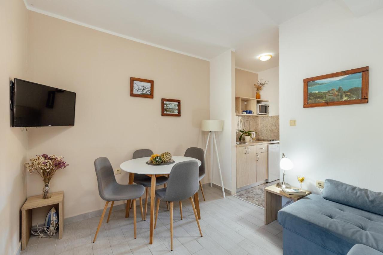 Apartmani Vico Herceg Novi Eksteriør bilde